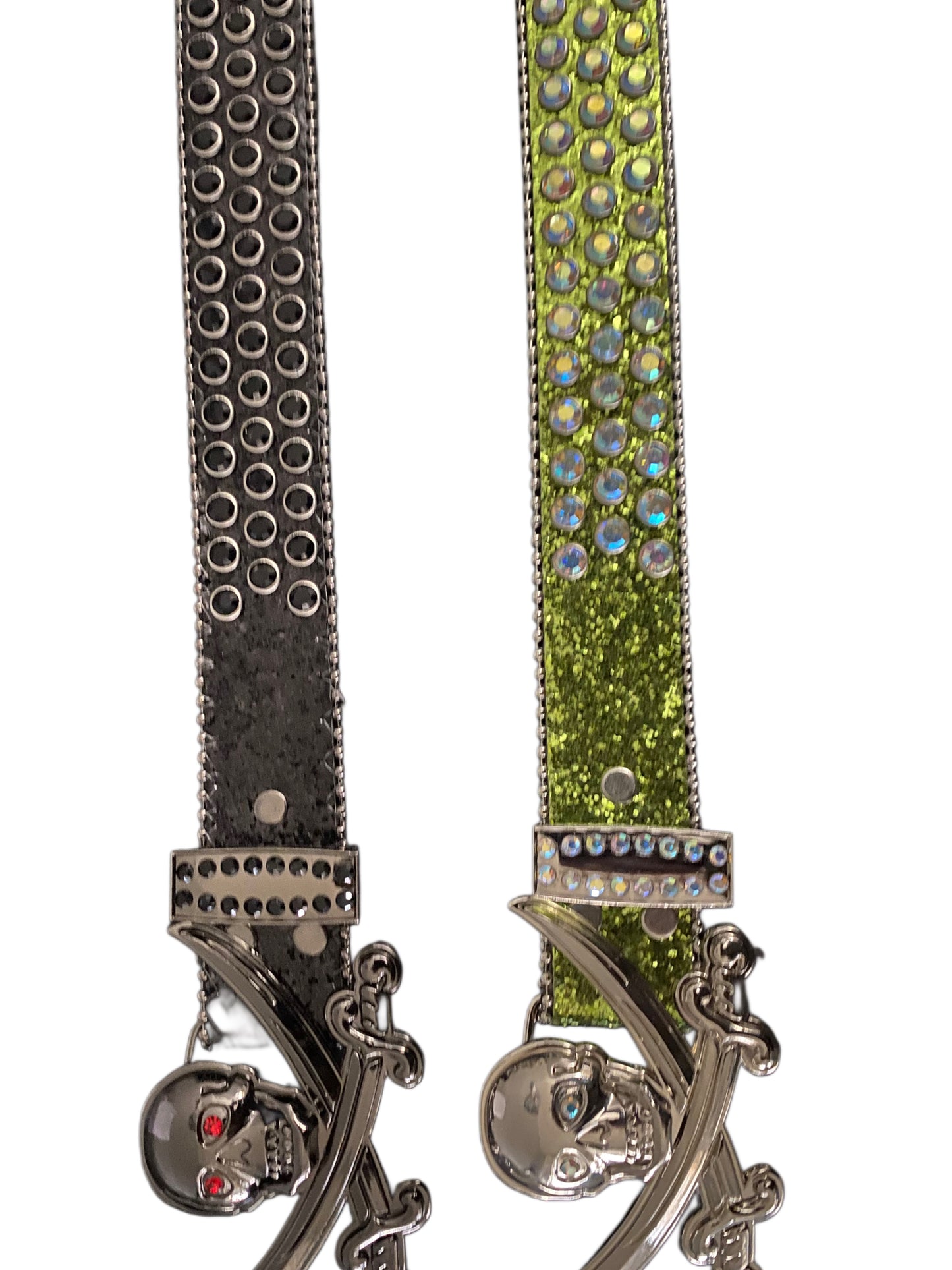 "PIRATE SKULL" STUDDED BELT